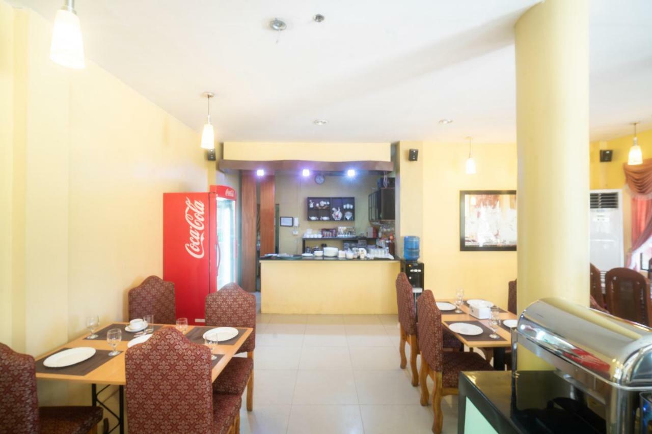 Oyo 197 Sunny Point Hotel Davao Bagian luar foto