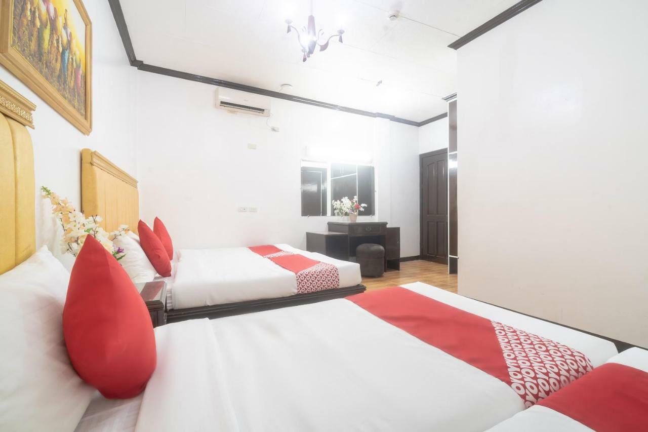 Oyo 197 Sunny Point Hotel Davao Bagian luar foto